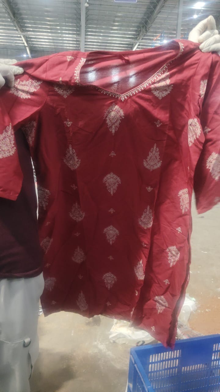 Women Red Color Kurta Size Xl