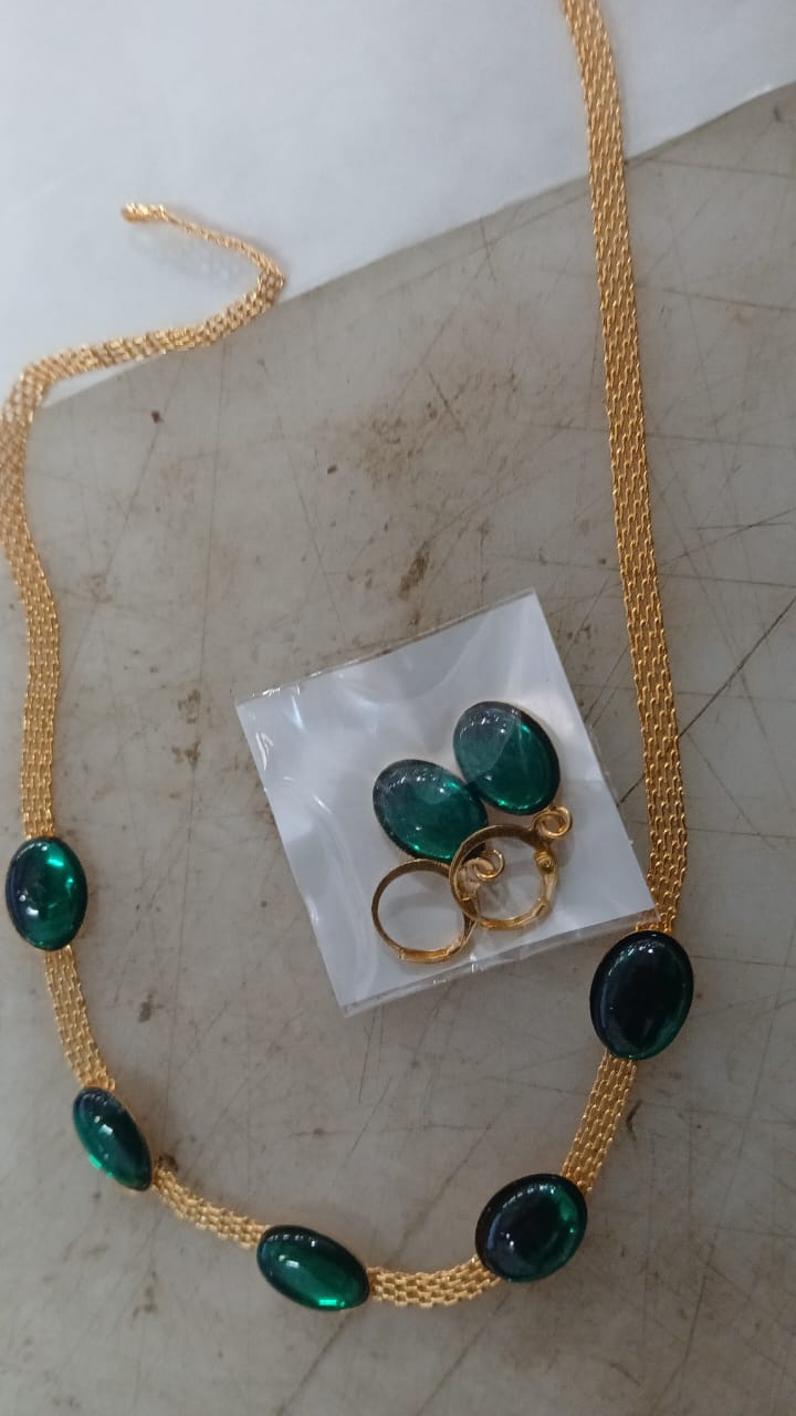 Necklace Set For Women Color Golden