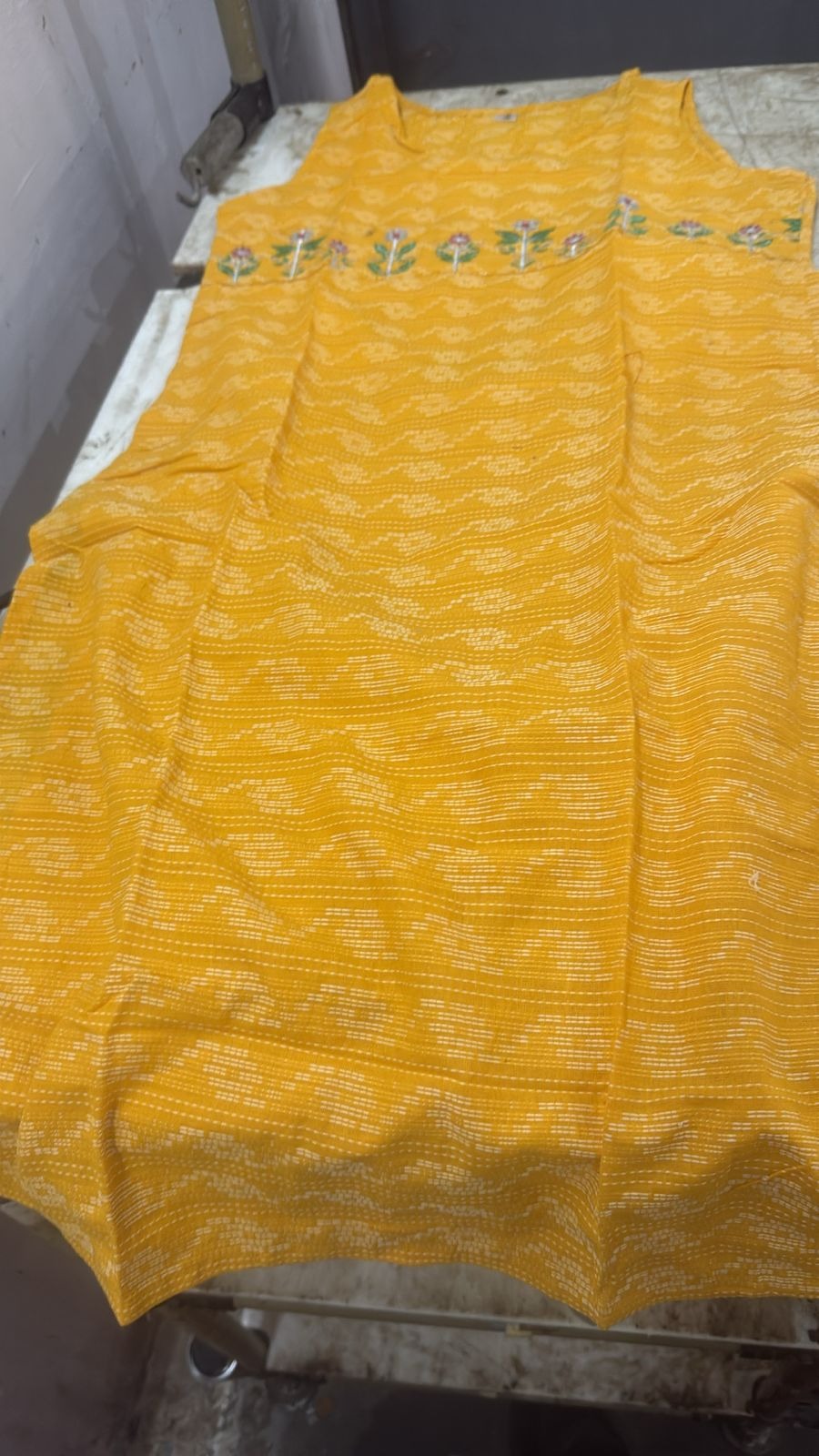 Yellow Color Flower Printed Kurta Size M