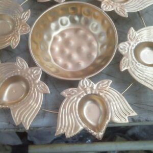 Golden Morgan Metal Urli