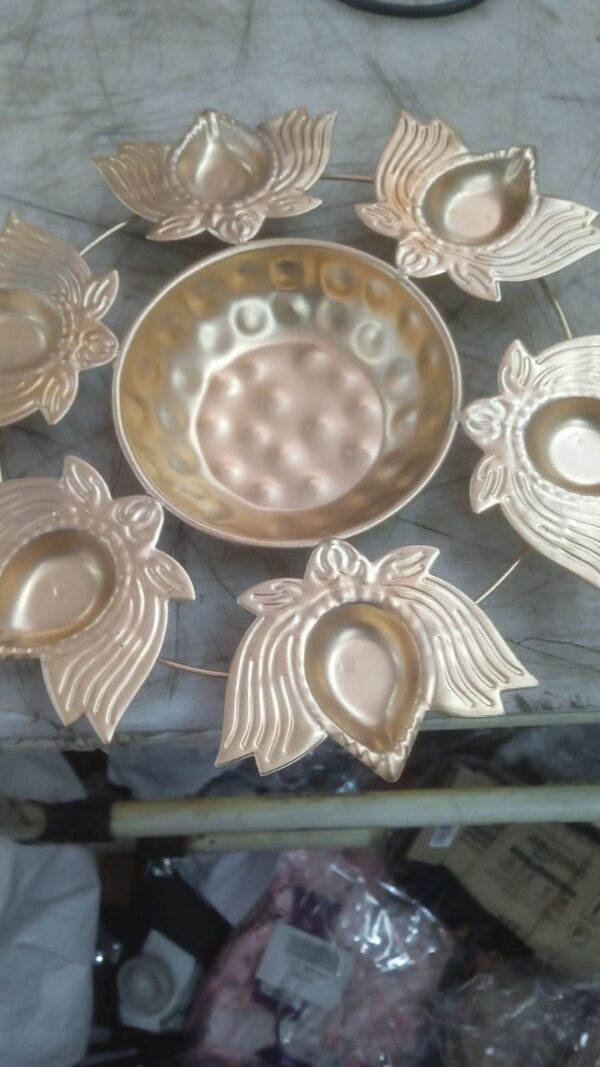Golden Morgan Metal Urli