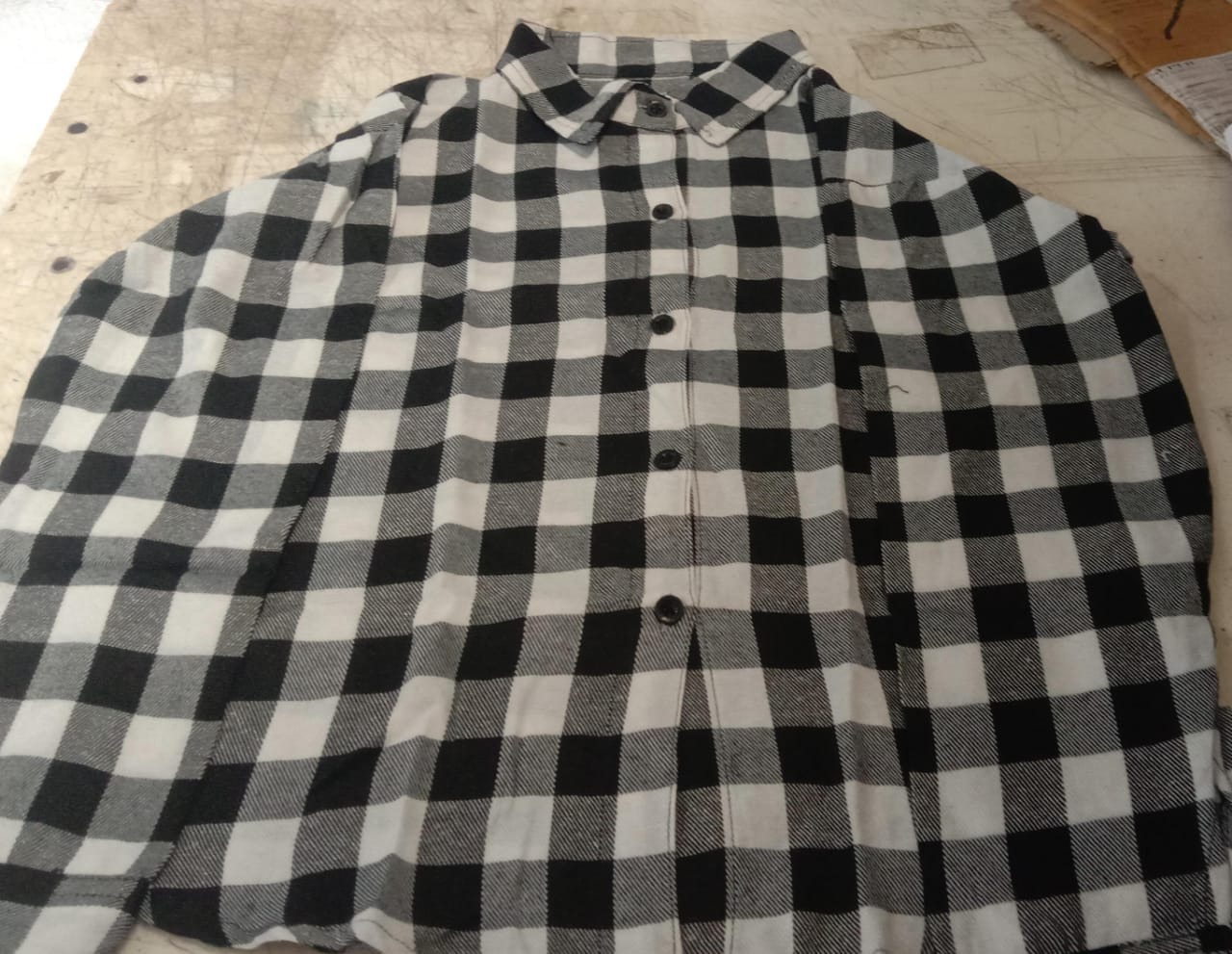 White And Black Checked Shirt For Women Size M