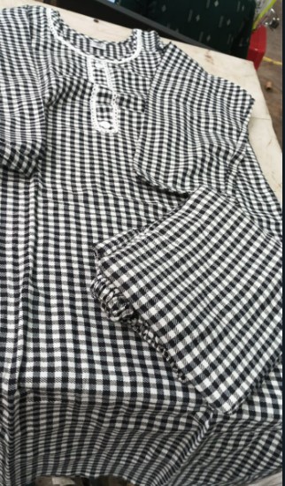 Black And White Checked Woolen Kurta With Trouser For Women Size Xl