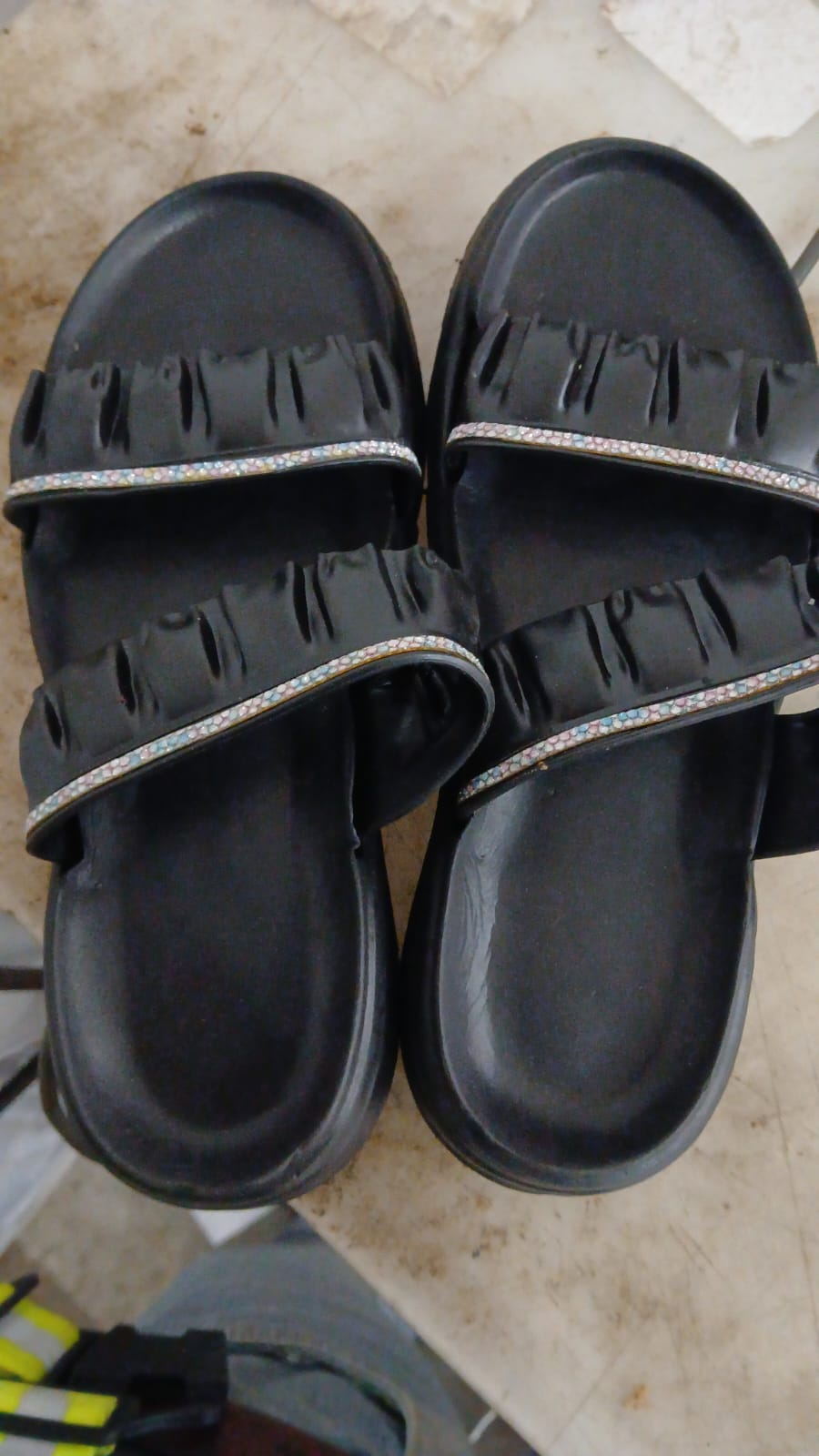 Women Flats Sandal Colour Black Size 39