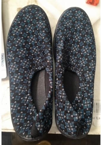 Womens Slip On Shoes Black Size 6