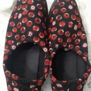 Womens Slip On Shoes Black Red Size 5