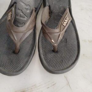 Black And Brown Color Slipper For Women Size 6