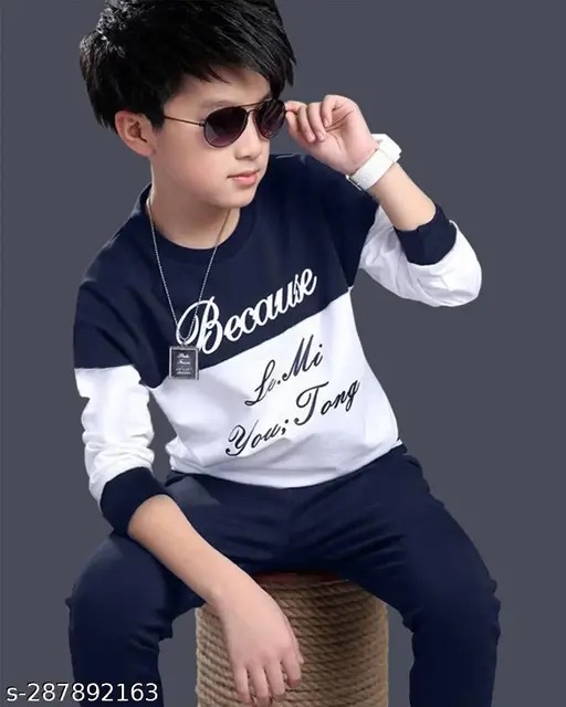 Kids Boy T Shirt Navy Blue White Colour Size 9