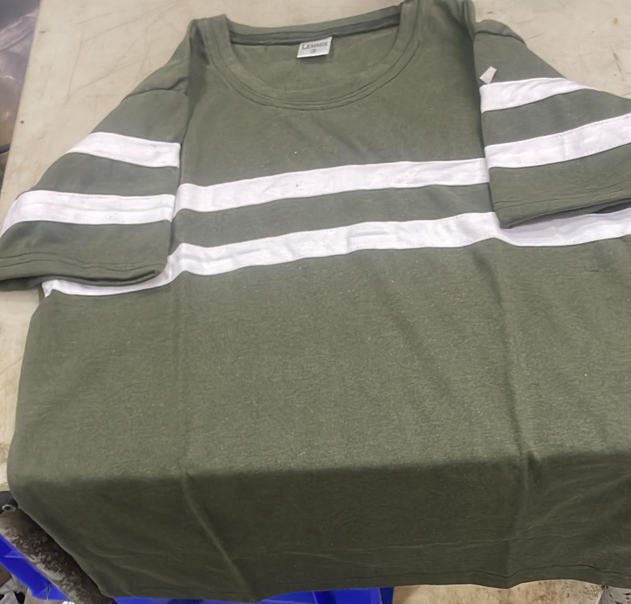 Men Green Color T Shirt Half Sleeve Size S