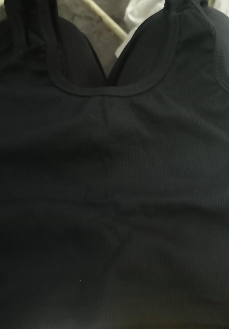 Women Top Size S Color Black
