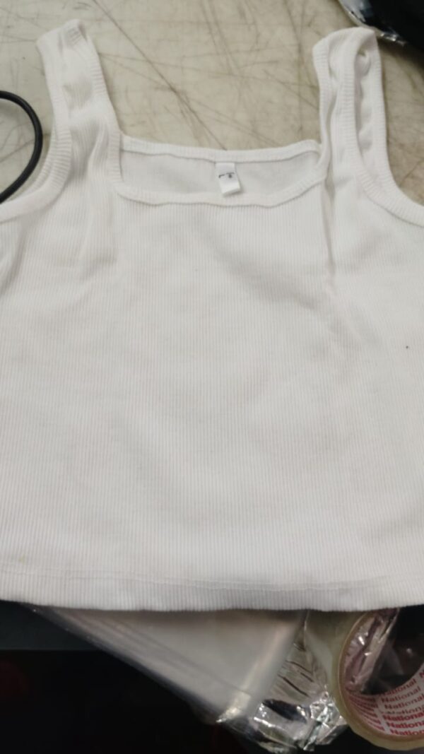 Women White Color Crop Top Size L