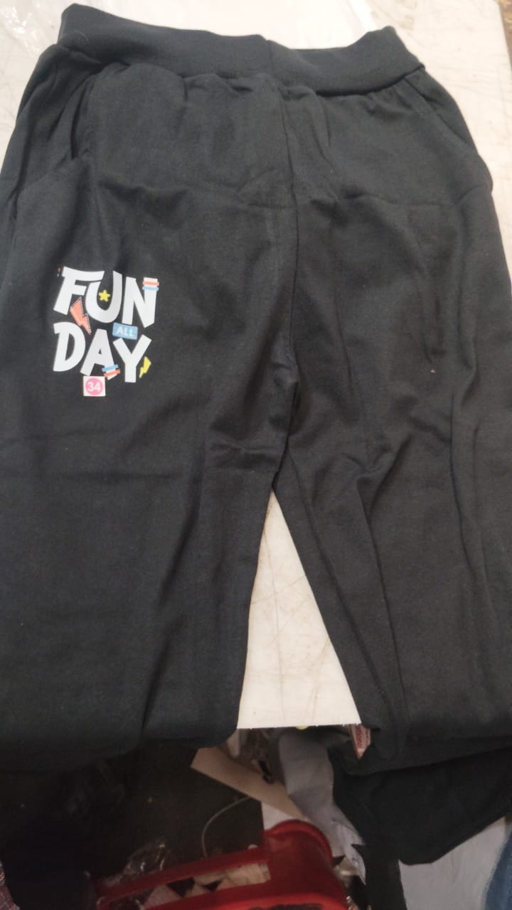 Kids Boy Black Color Track Pant Size 34