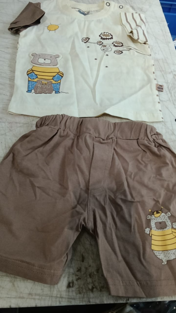 Mini Taurus Kids Boys Cream And Brown Printed T Shirt And Shorts Size 29Cm