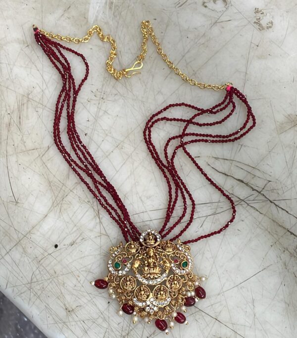 Women Golden Red Stone Necklace