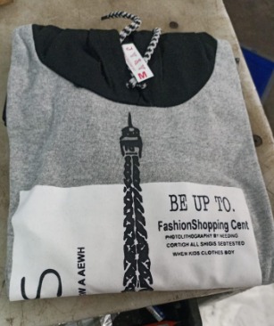 Kids T Shirt Grey Colour Size Size 6 To 7Y