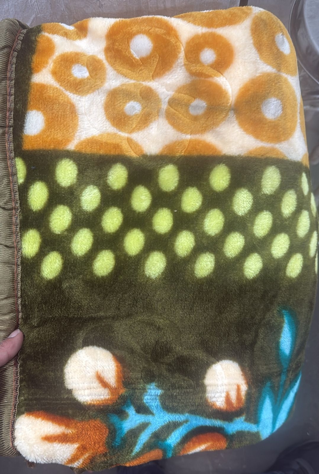 Single Bed Multicolor Blanket
