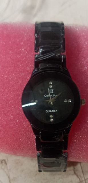 Women Black Colour Analog Watch