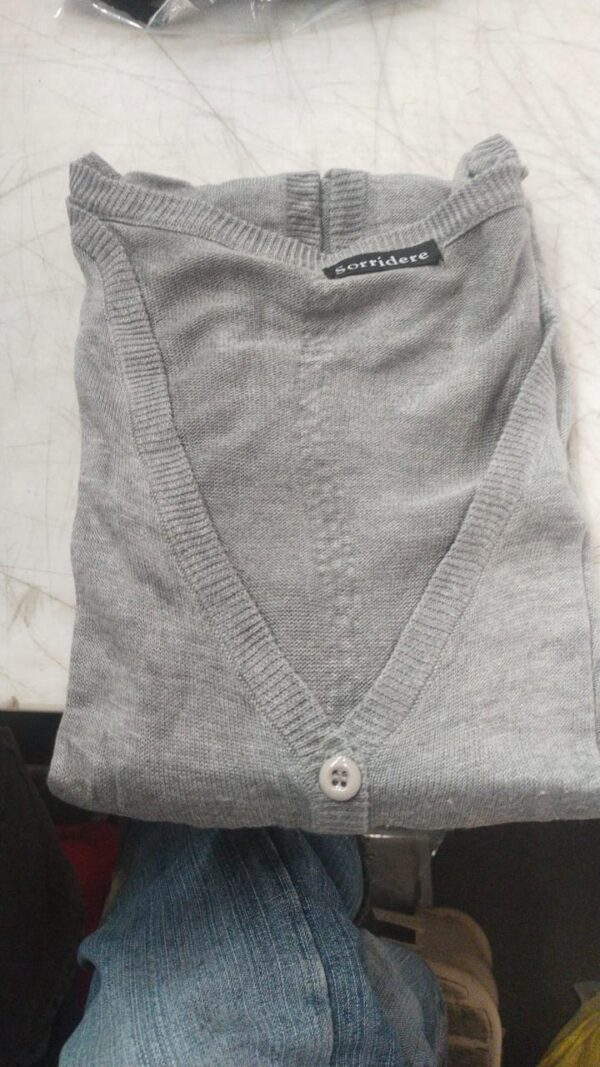 Women Grey Color Sweater Size L