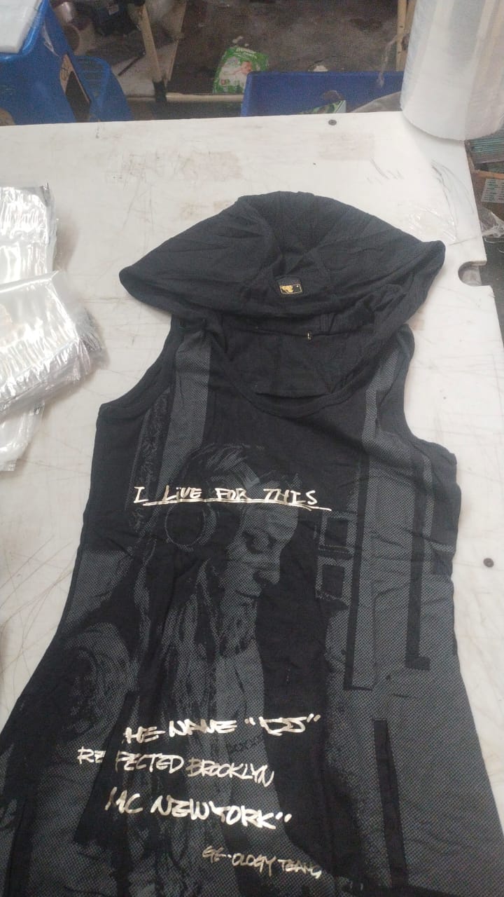 Girl Black Color Top With Cap Size M