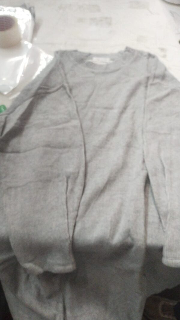 Women Grey Color Sweatshirt Size Xl