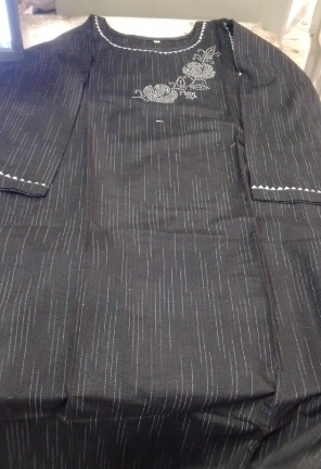 Women Black Printed Kurta Size 42