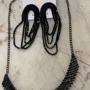 Women Black Color Neckless With Earrings