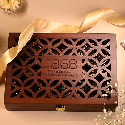 1868 by Tata Tea Gift Pack Tea Lovers 6 Flavoured Teas Dessert Chai Masala Chai Chai Biscotti Kolkata Street Chai Jasmine Green  Cream of Assam 120g