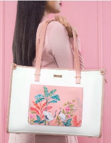 Strokes Peachy Crane Paradise Box Tote Bag