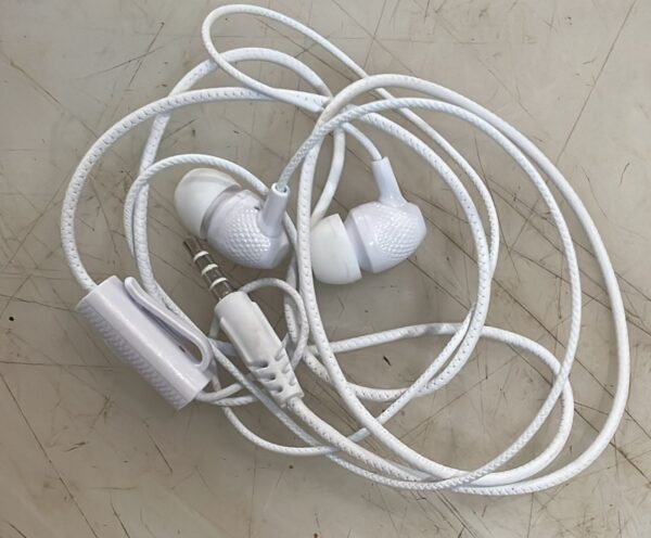 White Color Wired Earphone