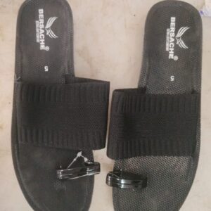 Women Black Slippers Size 5