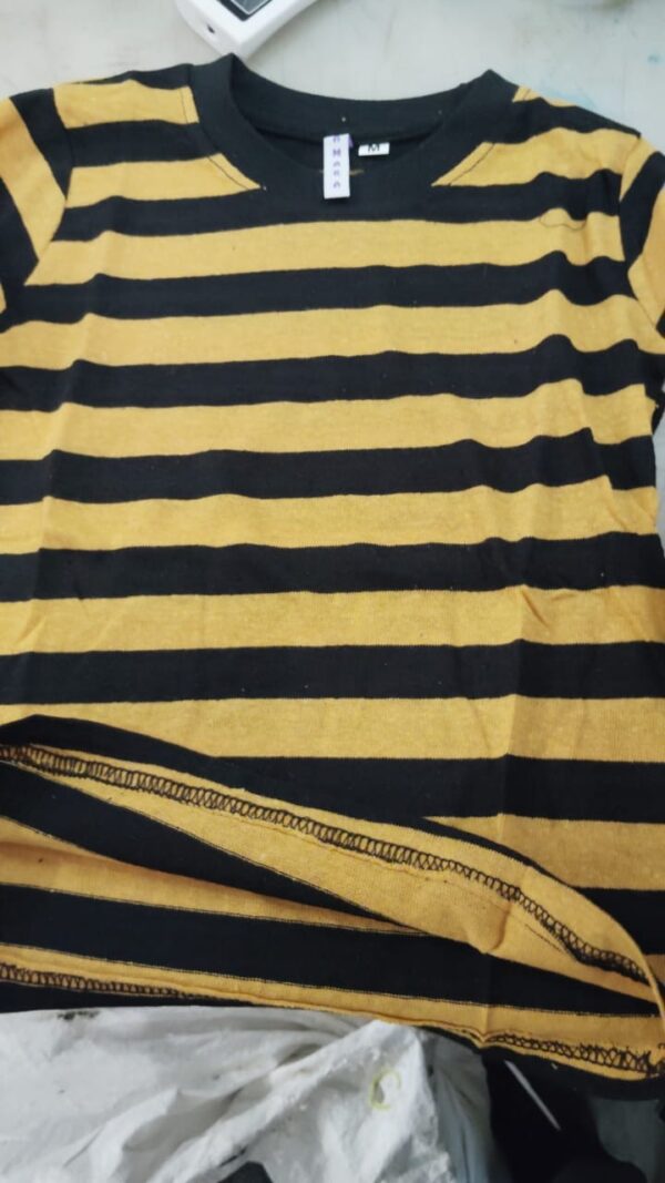 Kids Boy Yellow And Black Color Full Sleeve T Shirt Size 4 To 5 Y