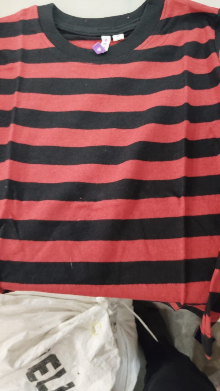 Kids Boy Red And Black Color Full Sleeve T Shirt Size 4 To 5 Y