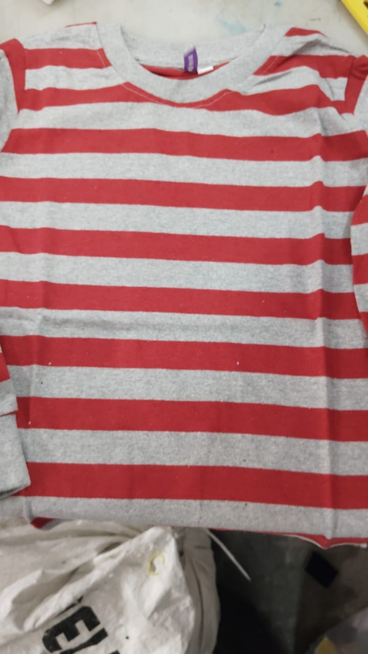 Kids Boy Red And Grey Color Full Sleeve T Shirt Size 4 To 5 Y