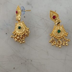 Women Gold Color Earrings Pair