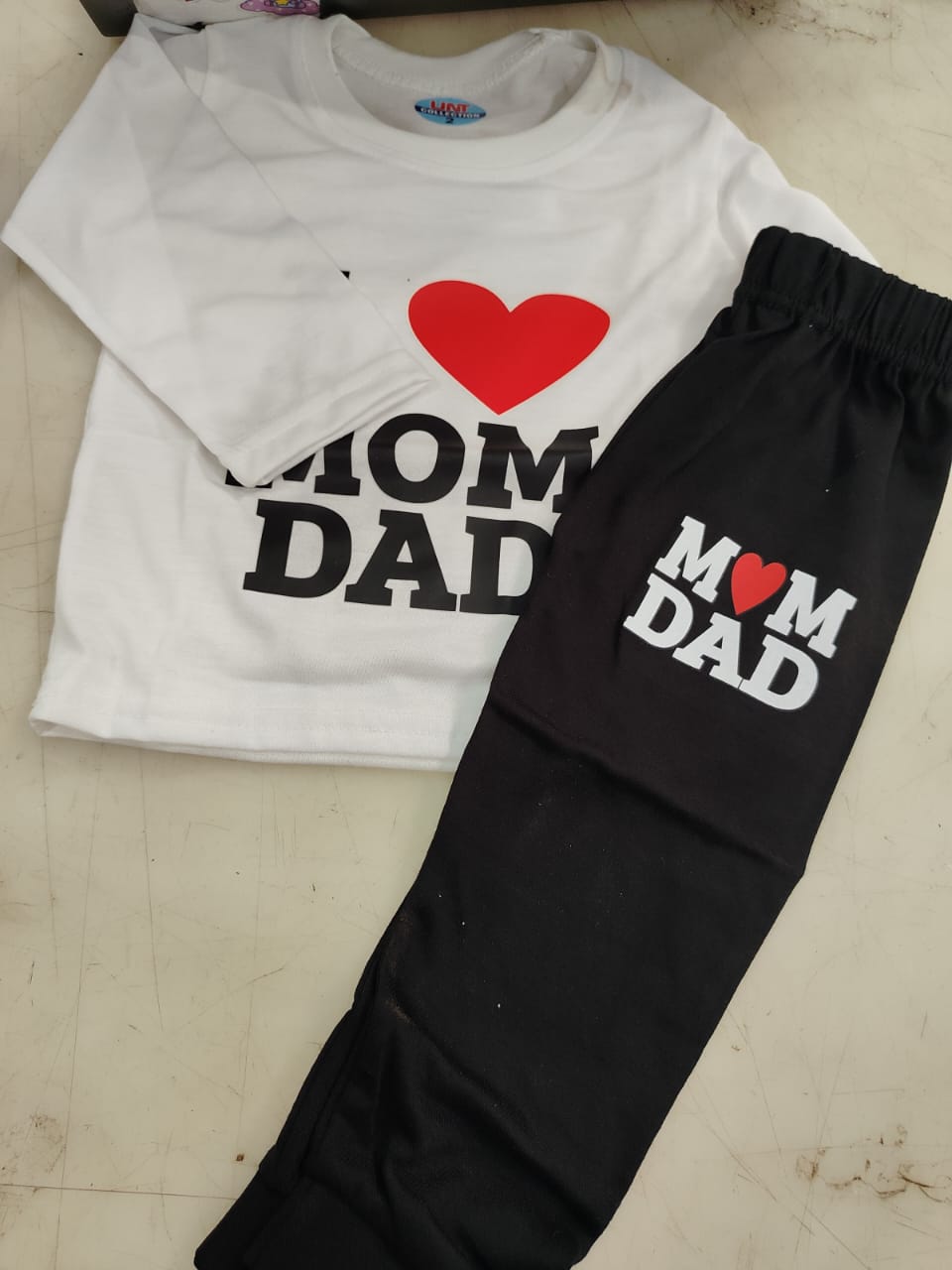 White And Black Colour T Shirt Set For Kids Boys Size 1Y
