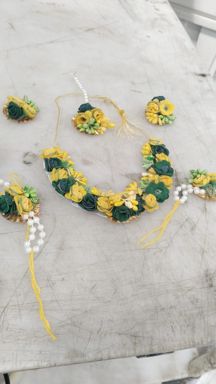 Flower Haldi Jewellery Set Of Women