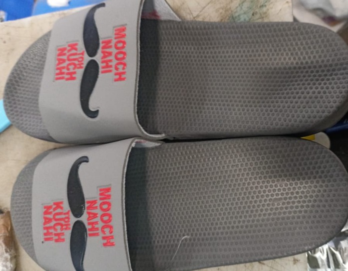 Men Slipper Grey Colour Size 9