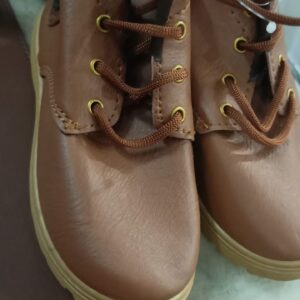 Kide Boy Shoe Size 11 Color Brown