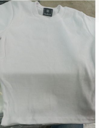 Women Crop Top White Colour Size M