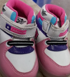 Kids Shoes Pink Colour Size 18