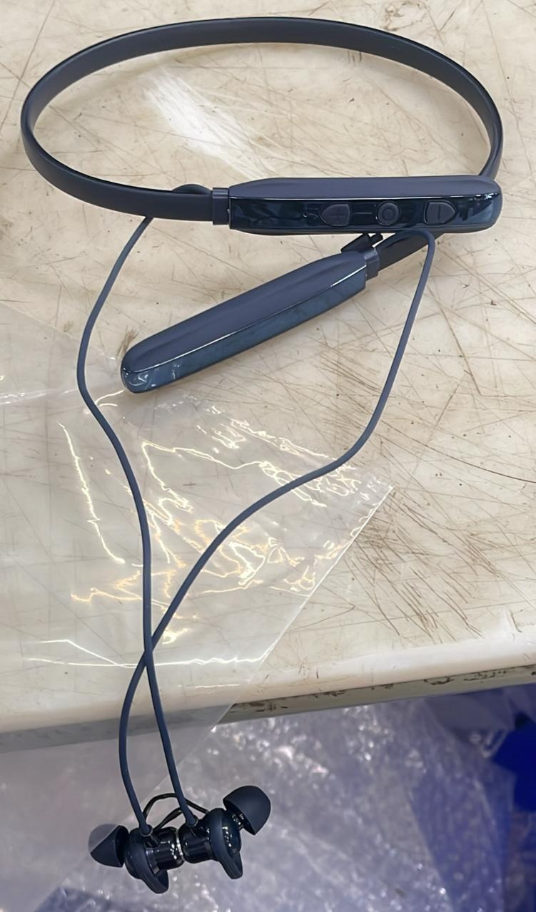 Blue Color Neck And