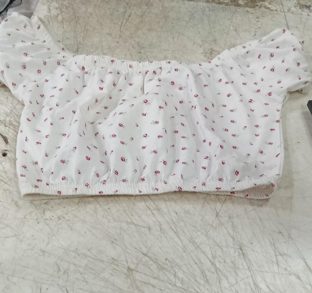 Women White Printed Top Size M