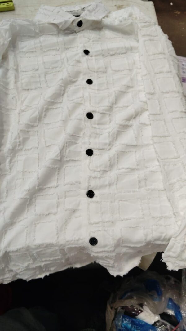 Men White Color Shirt Size l
