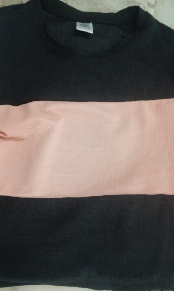 T Shirt For Girls Color Black Peach Size 8 To 9 Yrs