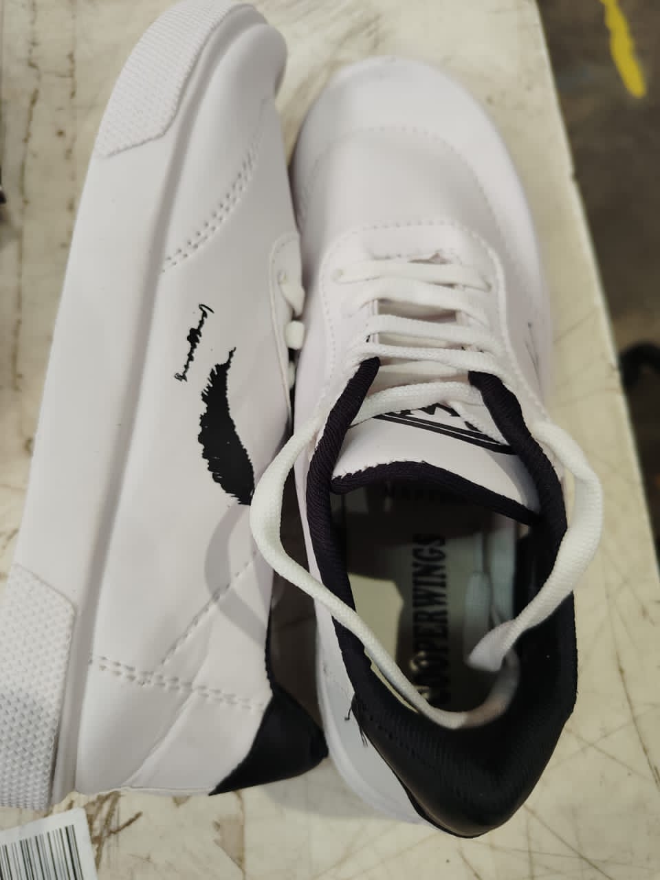 White Premium Trending Stylish Casual Shoe For Men Size 5