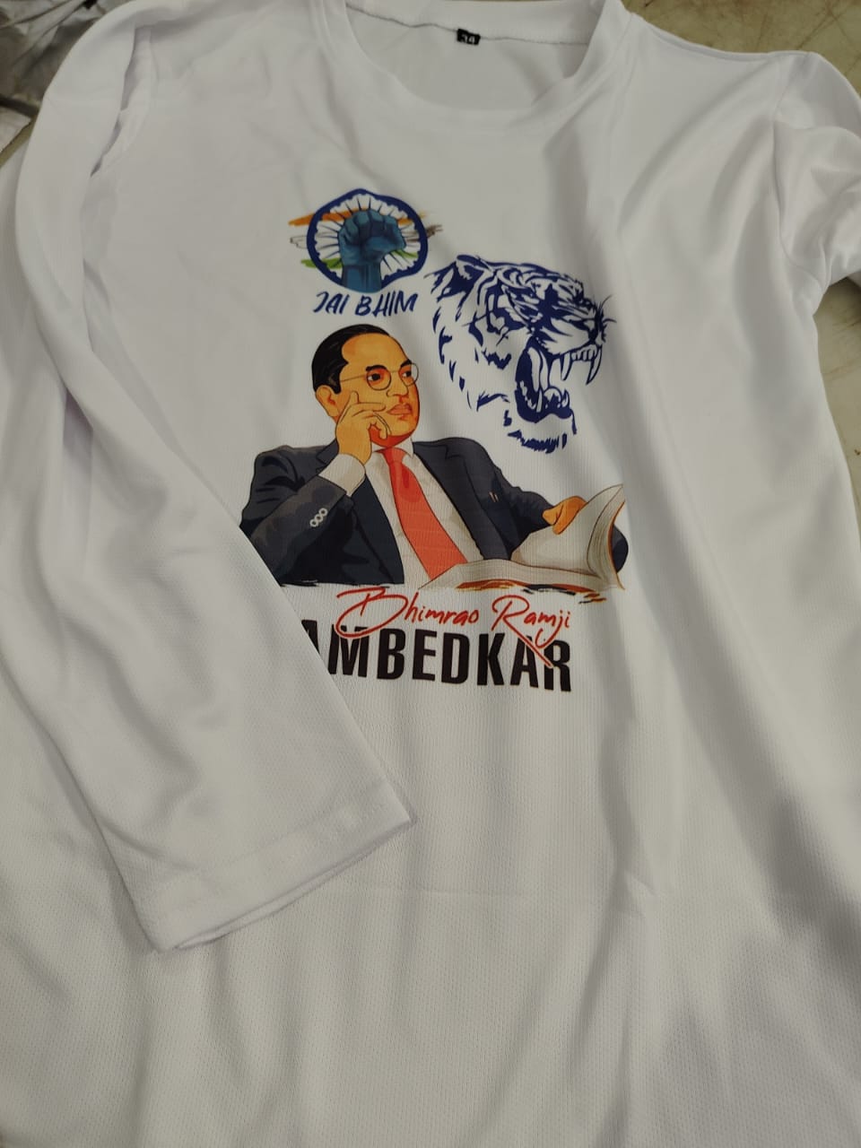 White Color T Shirt For Kids Boys Size 34