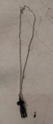 Black Express Your Feelings Each Other Love Hug Couple Chain Pendant
