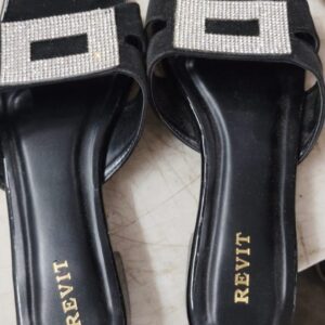 Women Black Color Sandal Size 38