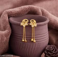 Women Golden Colour Earrings Set