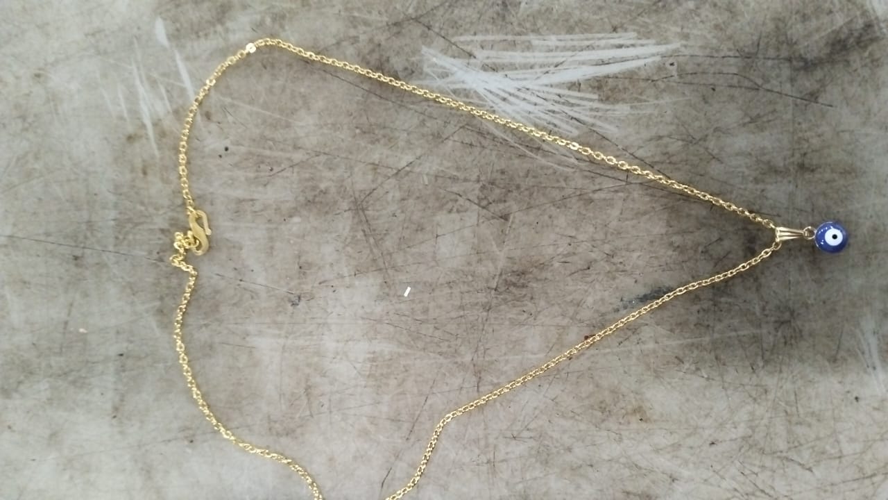 Woman Golden Eye Logo Chain